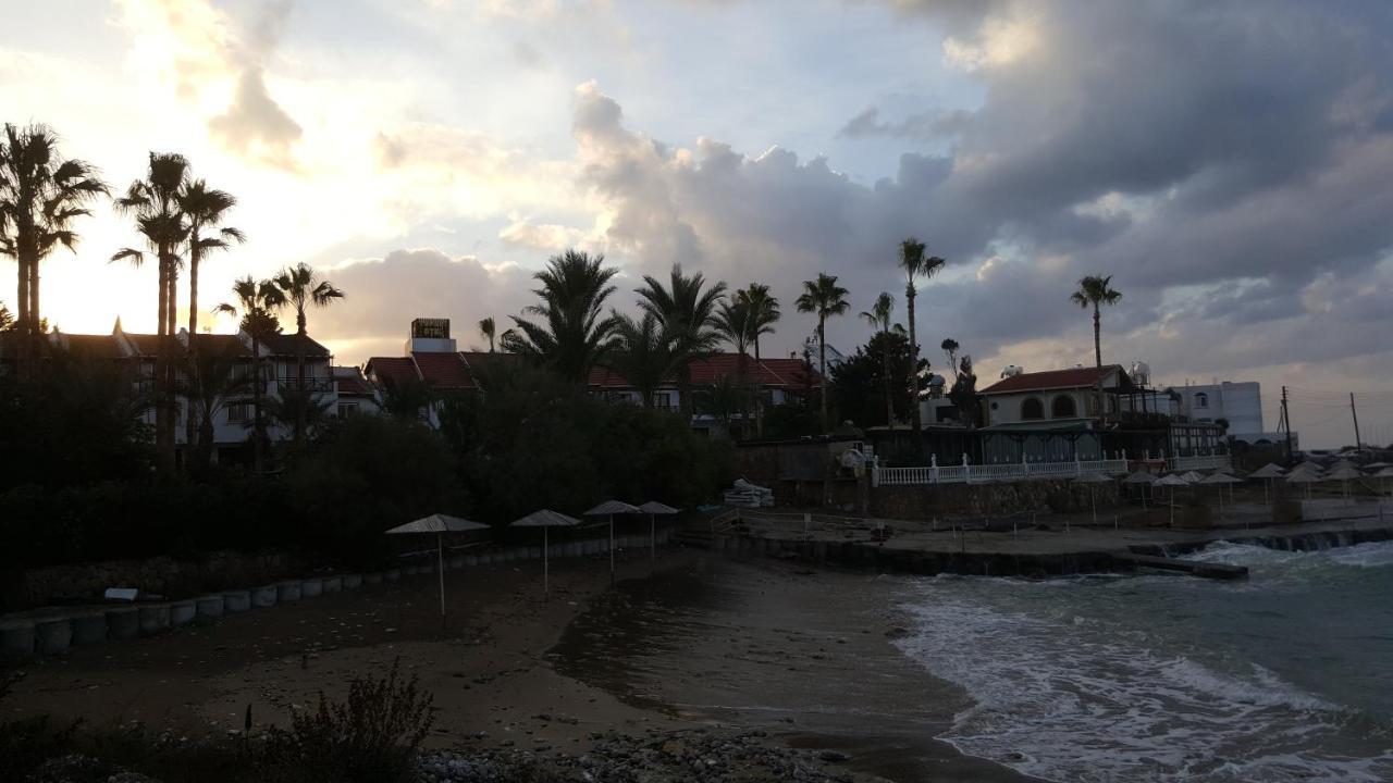 Topset Hotel Agios Georgios  Exterior foto