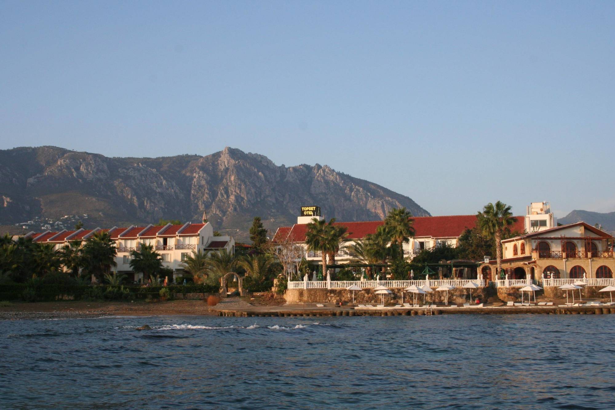 Topset Hotel Agios Georgios  Exterior foto